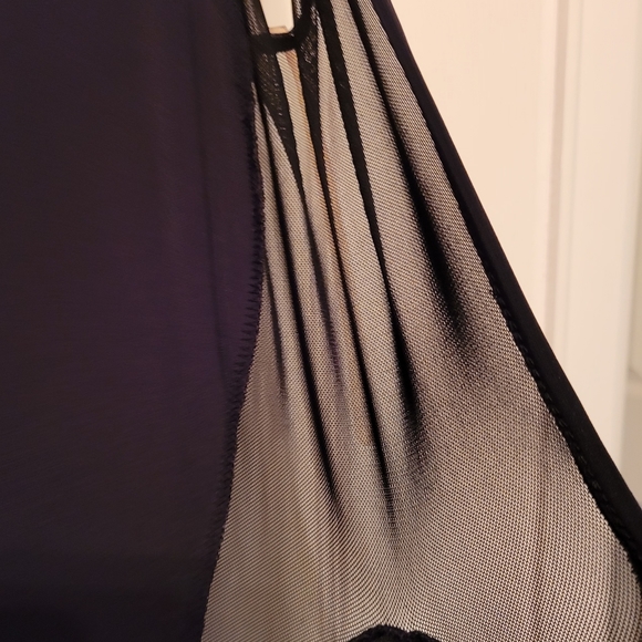 Hottie Floor-Sweeping Backless Dress - Picture 11 of 12